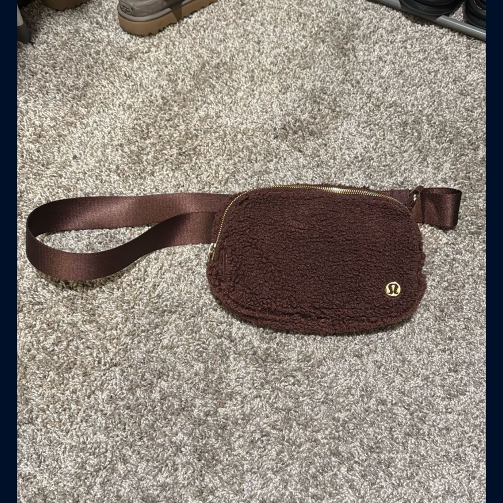 lululemon athletica Brown Sherpa Belt Bag